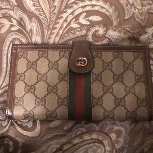 Vintage Couture Authentic Gucci Chbk Wallet ~ Used
